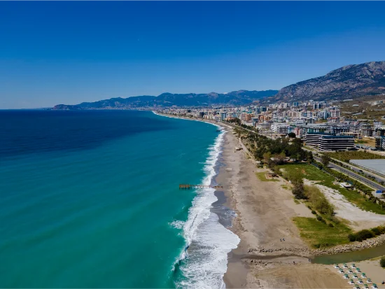 La spiaggia e il profilo urbano di San Sebastian