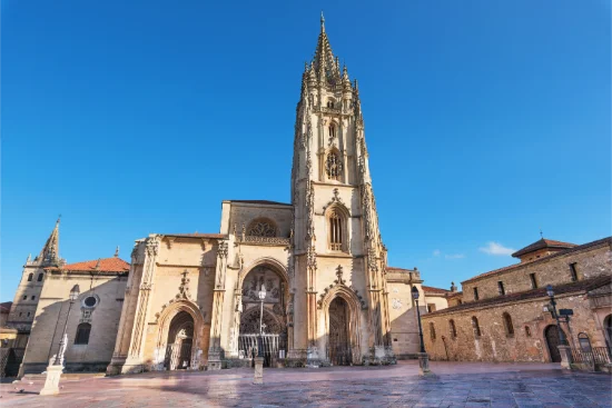 La cattedrale di Oviedo nelle Asturie